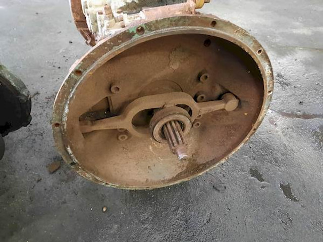 ZF S6-90+GV-90 - Pārnesumkārba - Autobuss: foto 4 ZF S6-90+GV-90 - Pārnesumkārba - Autobuss: foto 4