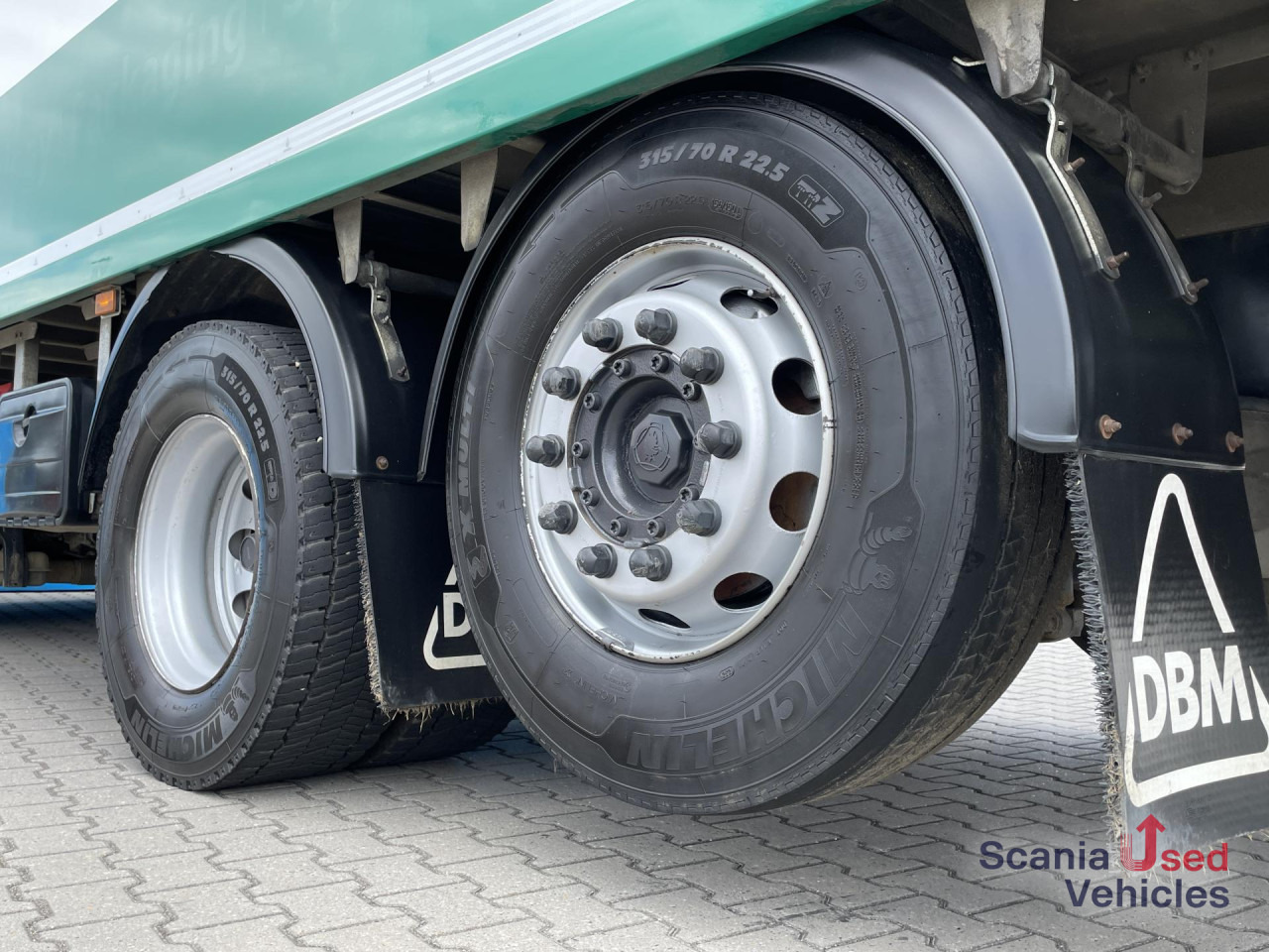 Kravas automašīna ar slēgto virsbūvi SCANIA P 320 DB6x2*4MNB RETARDER FULL AIR 8T TAIL LIFT 2T: foto 14