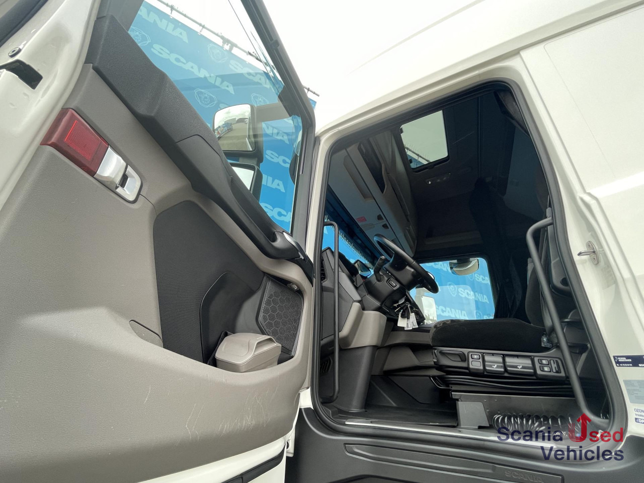 SCANIA S 500 A4x2NB RETARDER P-AIRCO FULL AIR 8T ACC - Vilcējs: foto 4 SCANIA S 500 A4x2NB RETARDER P-AIRCO FULL AIR 8T ACC - Vilcējs: foto 4