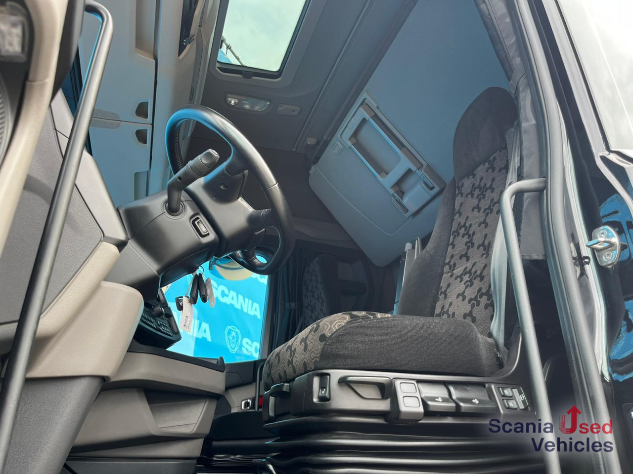 SCANIA S 530 A4x2NA DIFF-L RETARDER PARK AIRCO LED ACC - Vilcējs: foto 3 SCANIA S 530 A4x2NA DIFF-L RETARDER PARK AIRCO LED ACC - Vilcējs: foto 3