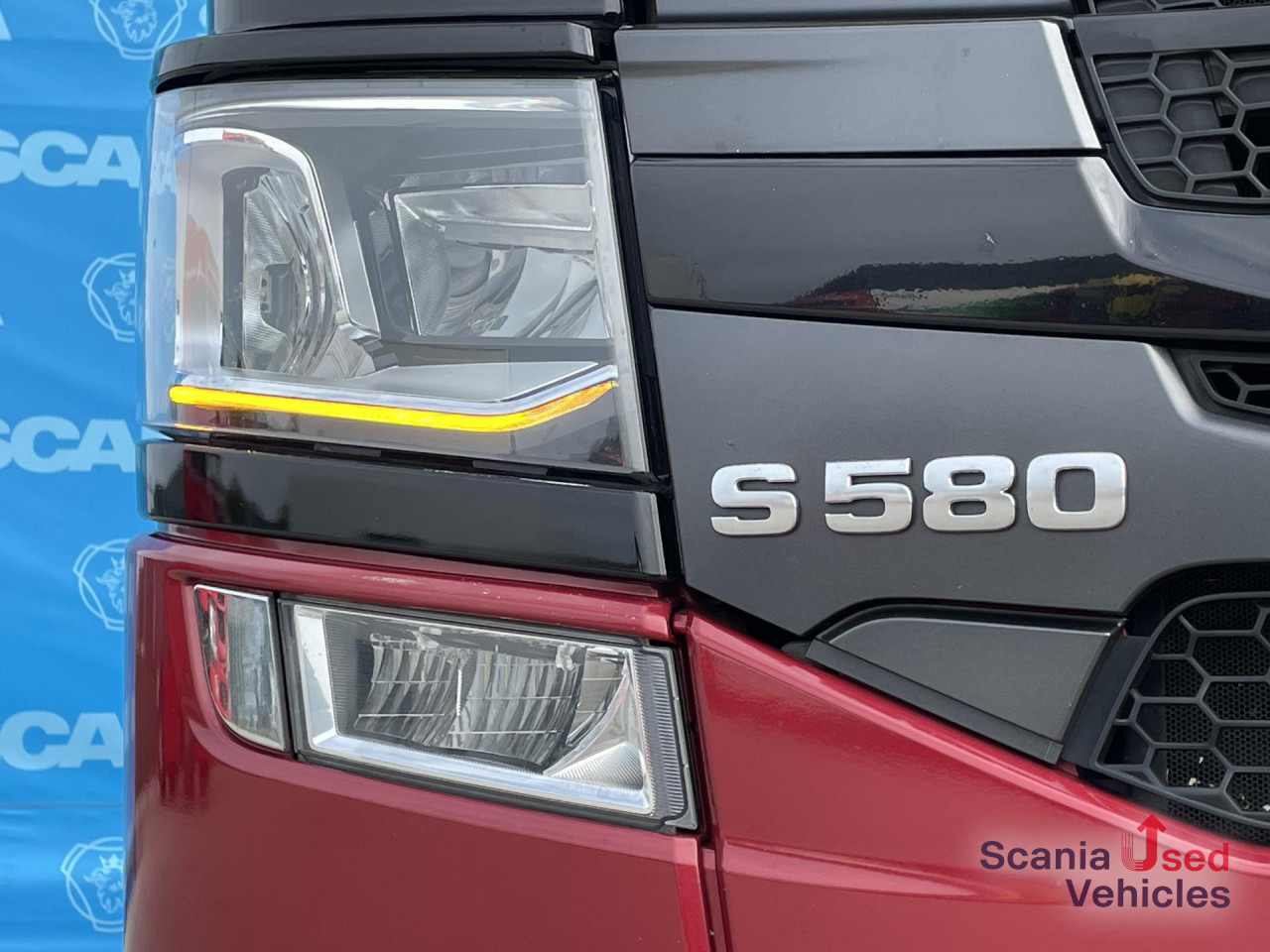 SCANIA S 580 A4x2NB DIFF-L RETARDER FULL AIR 9T V8 - Vilcējs: foto 2 SCANIA S 580 A4x2NB DIFF-L RETARDER FULL AIR 9T V8 - Vilcējs: foto 2