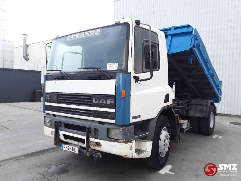 DAF 75 CF 270 - Kravas automašīna pašizgāzējs: foto 3 DAF 75 CF 270 - Kravas automašīna pašizgāzējs: foto 3