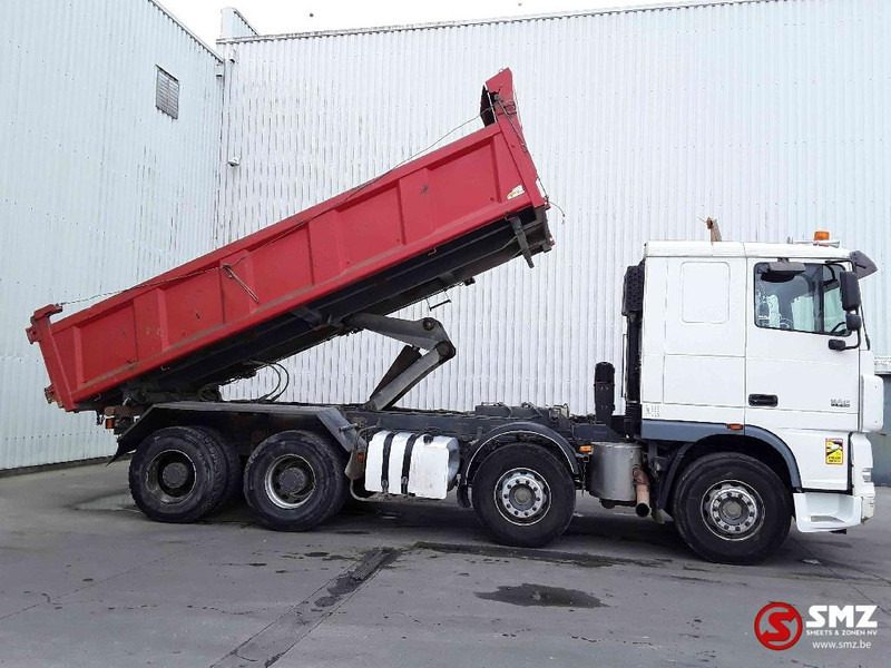 DAF 95 XF 430 8x4 lames steel - Kravas automašīna pašizgāzējs: foto 4 DAF 95 XF 430 8x4 lames steel - Kravas automašīna pašizgāzējs: foto 4
