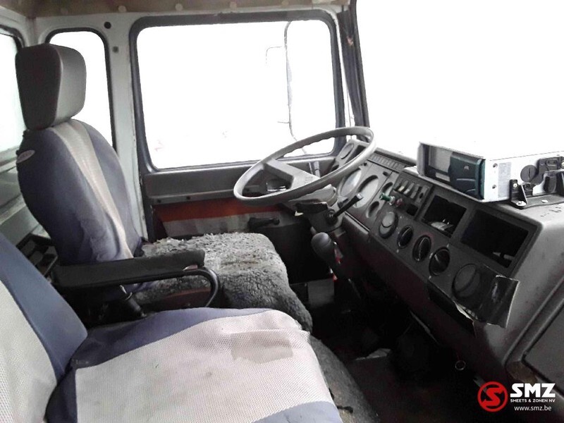 Interior photo 1: Kravas automašīna dzīvnieku pārvadāšanai Iveco Magirus 80 16 horse truck