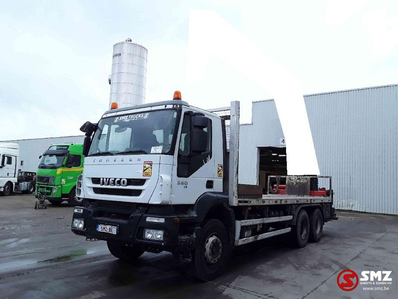 Iveco Trakker 360 6x4 manual chassis - Bortu kravas automašīna/ Platforma, Kravas auto ar manipulatoru: foto 3 Iveco Trakker 360 6x4 manual chassis - Bortu kravas automašīna/ Platforma, Kravas auto ar manipulatoru: foto 3