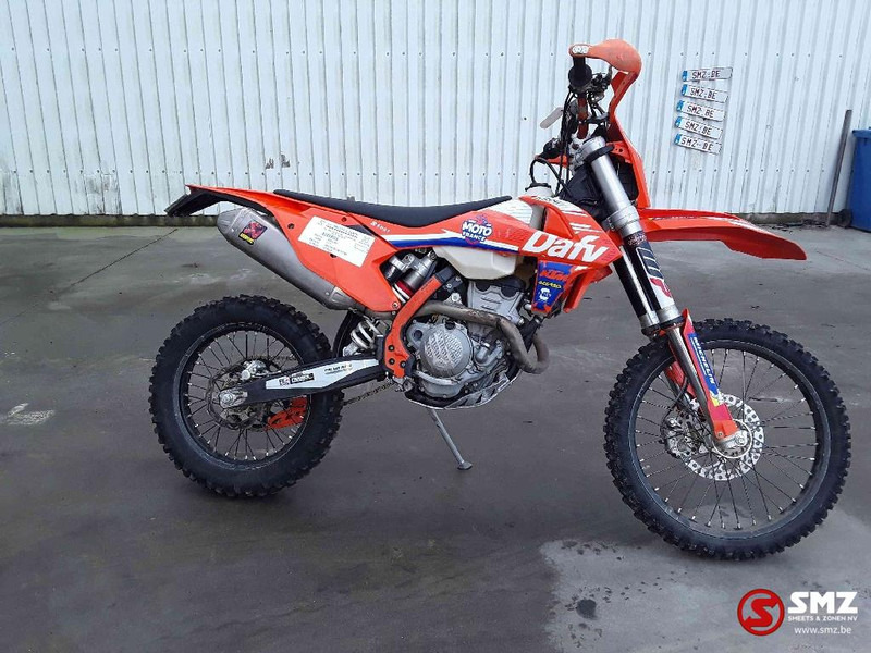 KTM KTM 250 - Motocikls: foto 4 KTM KTM 250 - Motocikls: foto 4