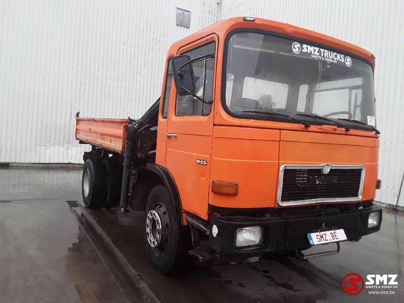 MAN 16.170 - Kravas automašīna pašizgāzējs, Kravas auto ar manipulatoru: foto 1 MAN 16.170 - Kravas automašīna pašizgāzējs, Kravas auto ar manipulatoru: foto 1