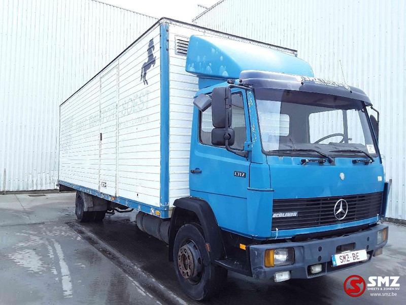 Mercedes-Benz 1317 - Kravas automašīna dzīvnieku pārvadāšanai: foto 1 Mercedes-Benz 1317 - Kravas automašīna dzīvnieku pārvadāšanai: foto 1