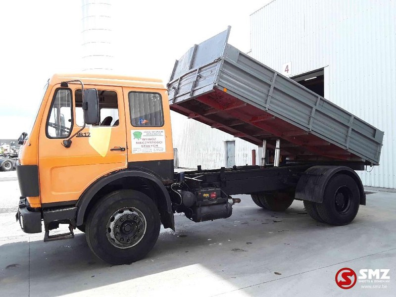 Mercedes-Benz 1617 - Kravas automašīna pašizgāzējs: foto 5 Mercedes-Benz 1617 - Kravas automašīna pašizgāzējs: foto 5