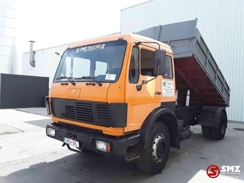 Mercedes-Benz 1617 - Kravas automašīna pašizgāzējs: foto 3 Mercedes-Benz 1617 - Kravas automašīna pašizgāzējs: foto 3