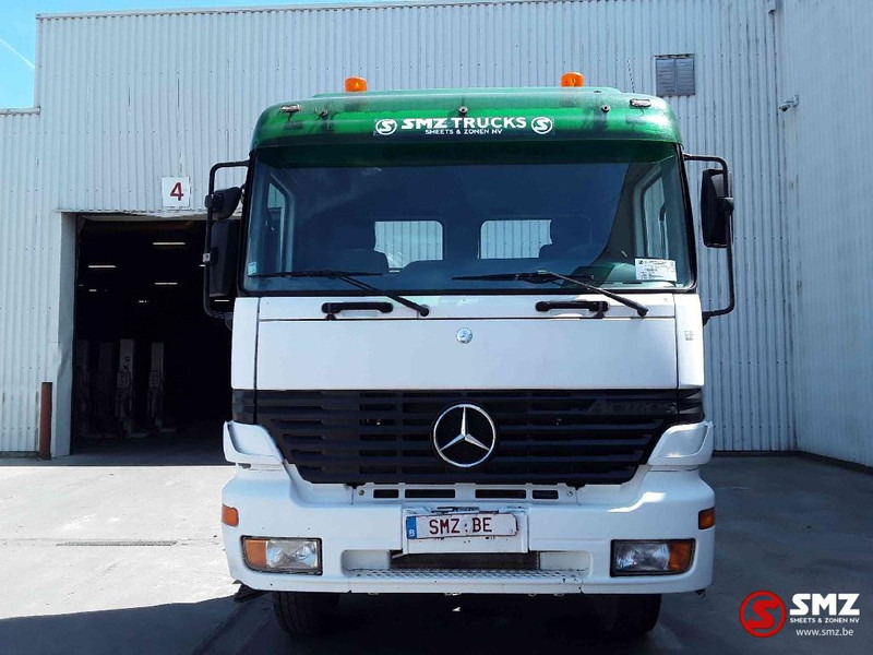 Mercedes-Benz Actros 1831 manual lames airco - Konteineru vedējs/ Kravas automašīna ar noņemamā virsbūve: foto 2 Mercedes-Benz Actros 1831 manual lames airco - Konteineru vedējs/ Kravas automašīna ar noņemamā virsbūve: foto 2