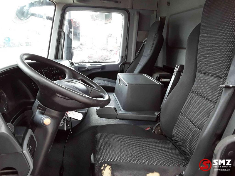 Mercedes-Benz Actros 1836 - Kravas automašīna ar slēgto virsbūvi: foto 5 Mercedes-Benz Actros 1836 - Kravas automašīna ar slēgto virsbūvi: foto 5