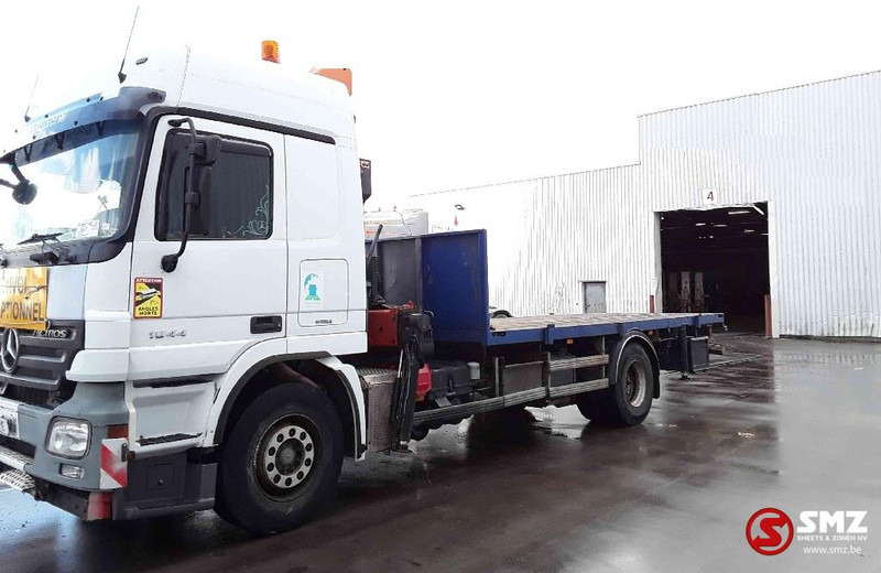 Mercedes-Benz Actros 1844 EPS / Twistlocks - Bortu kravas automašīna/ Platforma, Kravas auto ar manipulatoru: foto 5 Mercedes-Benz Actros 1844 EPS / Twistlocks - Bortu kravas automašīna/ Platforma, Kravas auto ar manipulatoru: foto 5