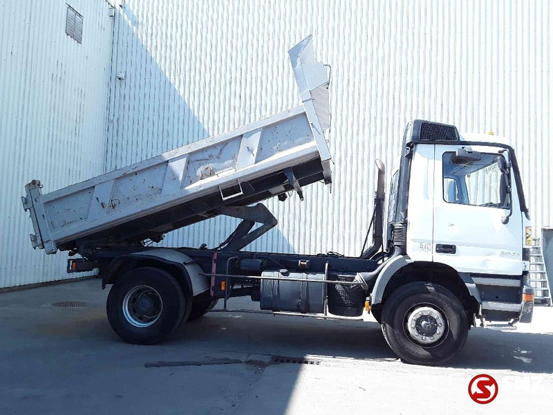Mercedes-Benz Actros 2031 Lames manual - Kravas automašīna pašizgāzējs: foto 4 Mercedes-Benz Actros 2031 Lames manual - Kravas automašīna pašizgāzējs: foto 4