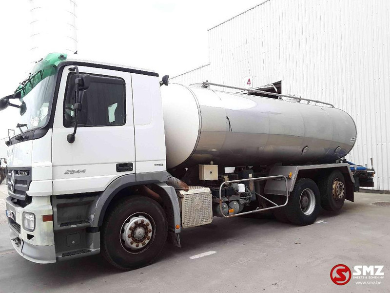 Mercedes-Benz Actros 2544 inox tank - 15.000 liter - retarder - Autocisterna: foto 5 Mercedes-Benz Actros 2544 inox tank - 15.000 liter - retarder - Autocisterna: foto 5