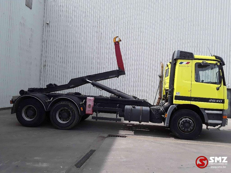 Mercedes-Benz Actros 2640 - Konteineru vedējs/ Kravas automašīna ar noņemamā virsbūve: foto 4 Mercedes-Benz Actros 2640 - Konteineru vedējs/ Kravas automašīna ar noņemamā virsbūve: foto 4
