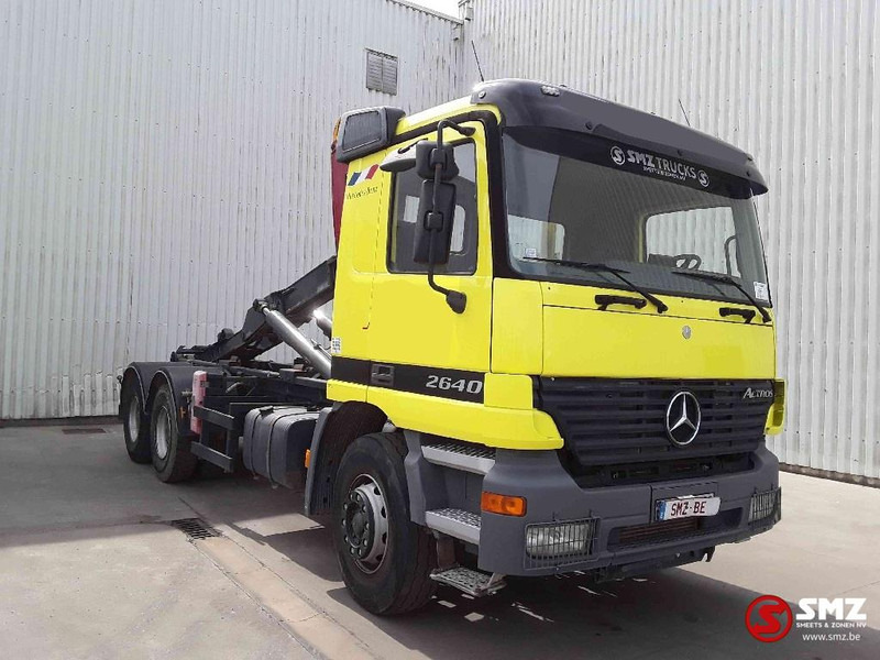 Mercedes-Benz Actros 2640 - Konteineru vedējs/ Kravas automašīna ar noņemamā virsbūve: foto 1 Mercedes-Benz Actros 2640 - Konteineru vedējs/ Kravas automašīna ar noņemamā virsbūve: foto 1