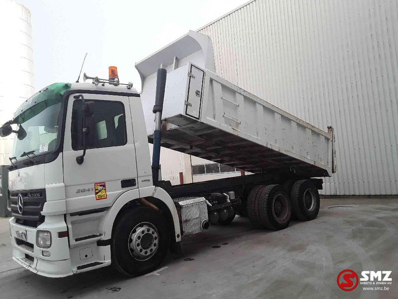 Mercedes-Benz Actros 2641 6x4 - Kravas automašīna pašizgāzējs: foto 5 Mercedes-Benz Actros 2641 6x4 - Kravas automašīna pašizgāzējs: foto 5