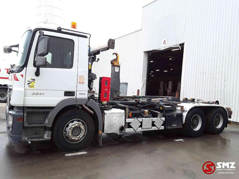 Mercedes-Benz Actros 2641 6x4 - Konteineru vedējs/ Kravas automašīna ar noņemamā virsbūve: foto 5 Mercedes-Benz Actros 2641 6x4 - Konteineru vedējs/ Kravas automašīna ar noņemamā virsbūve: foto 5