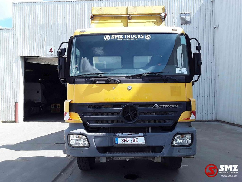 Mercedes-Benz Actros 3236 manual 2 side tipper /bibenne - Kravas automašīna pašizgāzējs: foto 2 Mercedes-Benz Actros 3236 manual 2 side tipper /bibenne - Kravas automašīna pašizgāzējs: foto 2