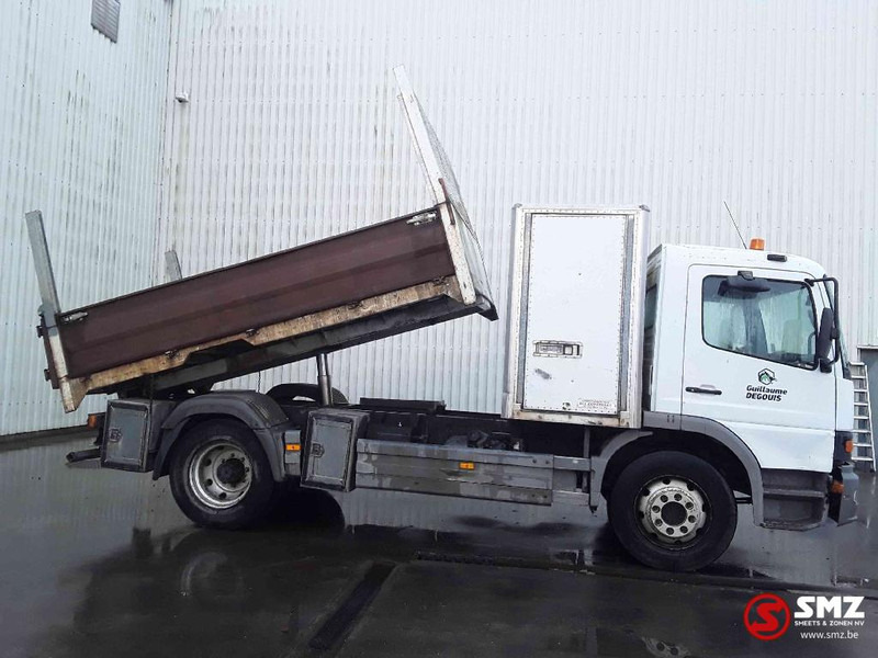 Mercedes-Benz Atego 1217 - Kravas automašīna pašizgāzējs: foto 4 Mercedes-Benz Atego 1217 - Kravas automašīna pašizgāzējs: foto 4