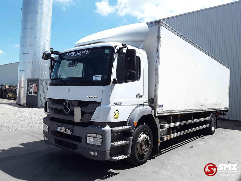 Mercedes-Benz Axor 1829 manual airco - Kravas automašīna ar slēgto virsbūvi: foto 3 Mercedes-Benz Axor 1829 manual airco - Kravas automašīna ar slēgto virsbūvi: foto 3
