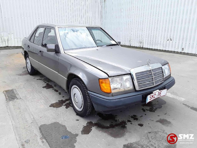 Mercedes-Benz - Vieglā automašīna: foto 1 Mercedes-Benz - Vieglā automašīna: foto 1