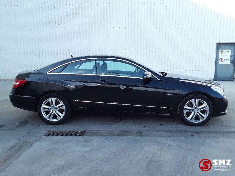 Mercedes-Benz E-Klasse 250 CDI 60000 km automatic/parktronic ("12) no reg - Vieglā automašīna: foto 4 Mercedes-Benz E-Klasse 250 CDI 60000 km automatic/parktronic ("12) no reg - Vieglā automašīna: foto 4