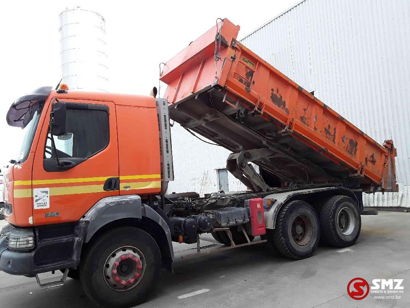 Renault Kerax 370 - Kravas automašīna pašizgāzējs: foto 5 Renault Kerax 370 - Kravas automašīna pašizgāzējs: foto 5