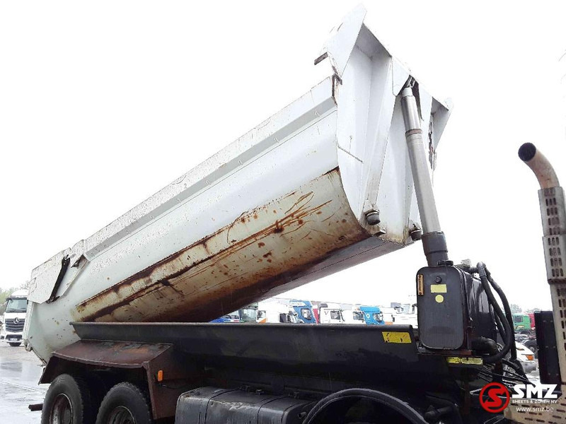 Kravas automašīna pašizgāzējs Renault Kerax 450 8x4 retarder: foto 12