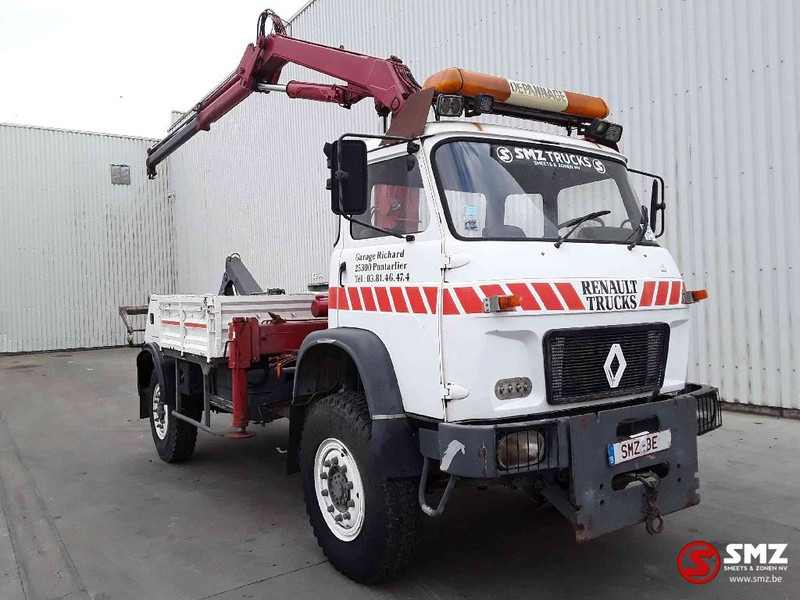 Renault TRM 4000 depannage /grue 4x4 - Auto evakuators: foto 1 Renault TRM 4000 depannage /grue 4x4 - Auto evakuators: foto 1
