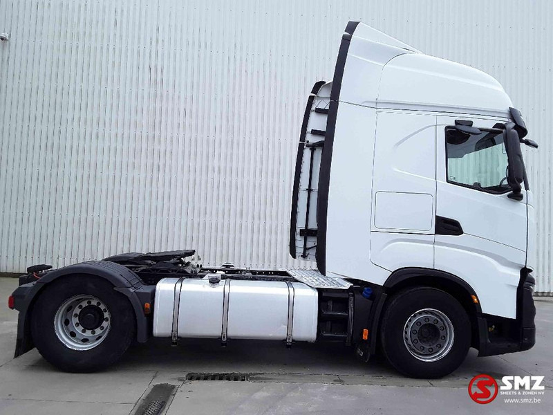 Iveco S-WAY 510 Zf intarder 2 tanks - Vilcējs: foto 4 Iveco S-WAY 510 Zf intarder 2 tanks - Vilcējs: foto 4