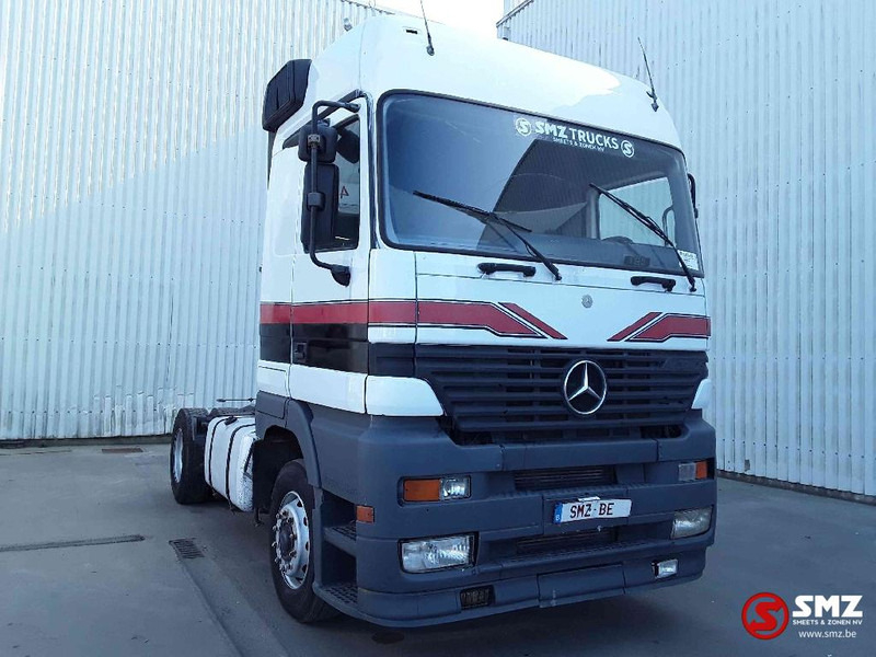 Mercedes-Benz Actros 1853 - Vilcējs: foto 1 Mercedes-Benz Actros 1853 - Vilcējs: foto 1