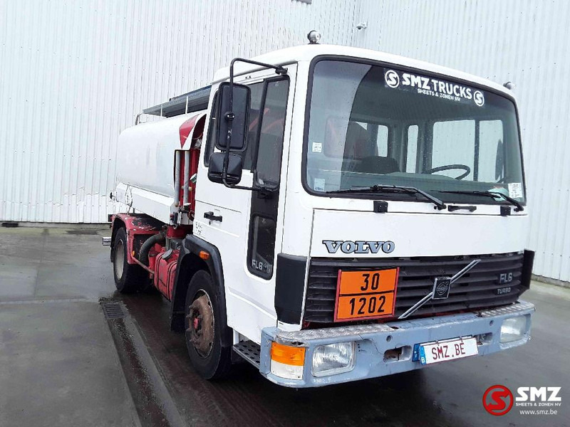 Volvo FL 6 6500l 8500 - Autocisterna: foto 1 Volvo FL 6 6500l 8500 - Autocisterna: foto 1