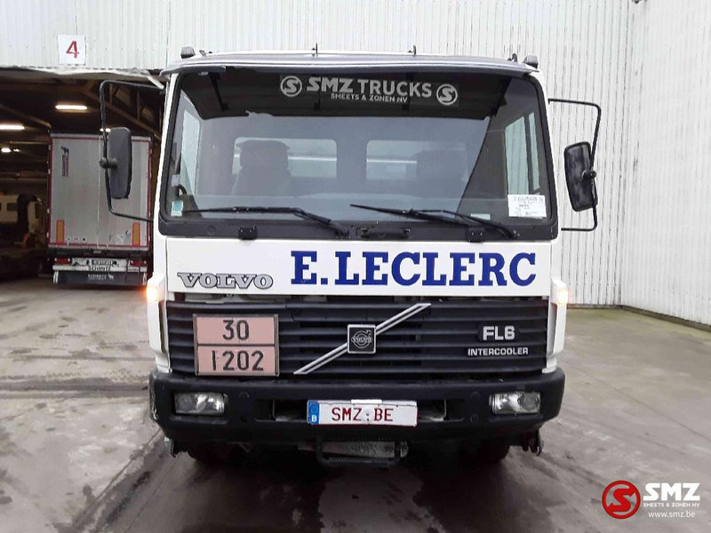 Volvo FL6 9500L - Autocisterna: foto 2 Volvo FL6 9500L - Autocisterna: foto 2