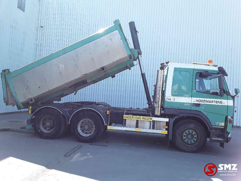 Volvo FM 12 380 tractor tipper 3x - Kravas automašīna pašizgāzējs: foto 4 Volvo FM 12 380 tractor tipper 3x - Kravas automašīna pašizgāzējs: foto 4