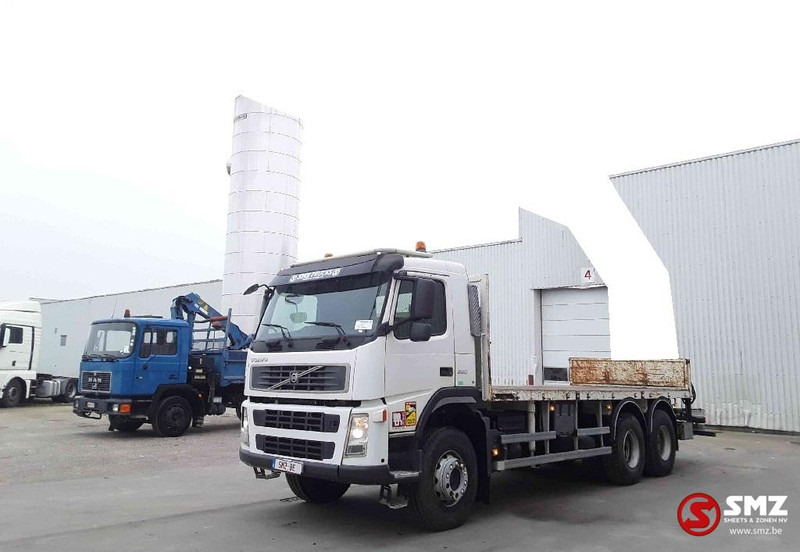 Volvo FM 6x4 - Bortu kravas automašīna/ Platforma, Kravas auto ar manipulatoru: foto 5 Volvo FM 6x4 - Bortu kravas automašīna/ Platforma, Kravas auto ar manipulatoru: foto 5