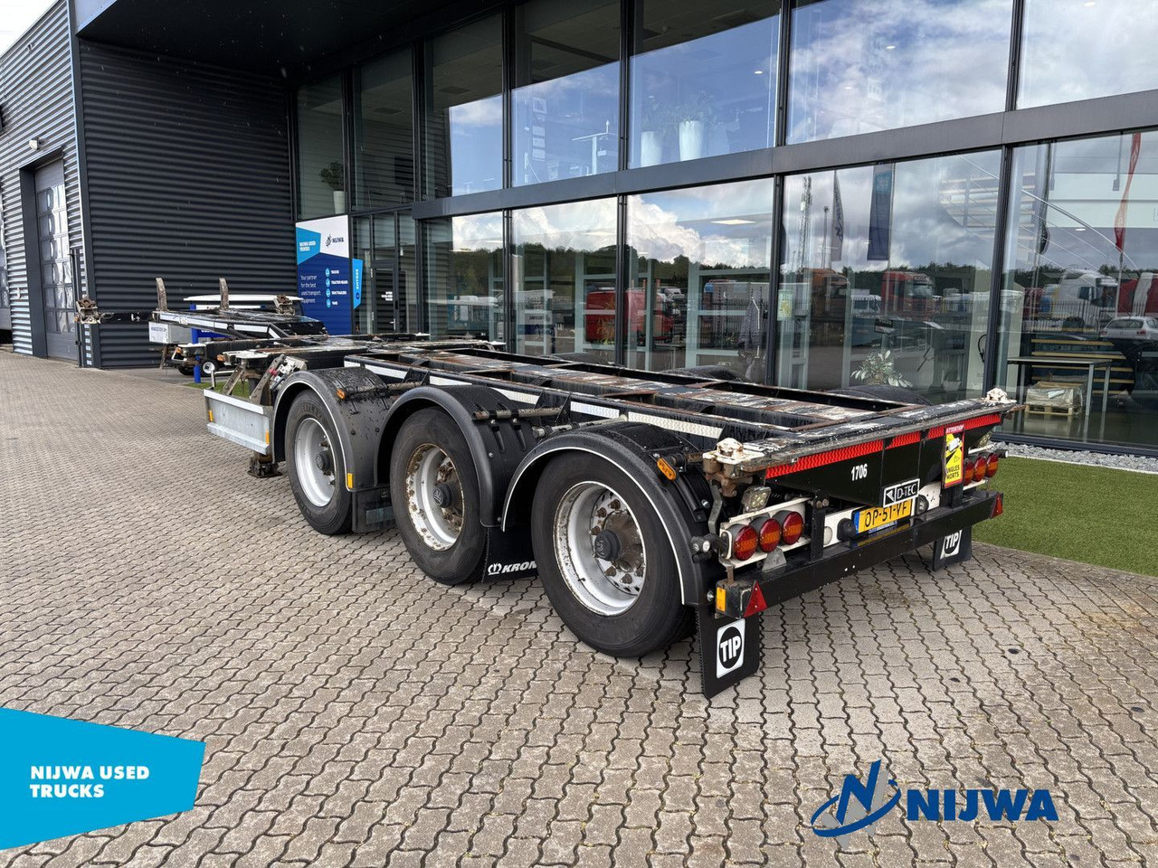 D-TEC FLEXITRAILER 20-30-40-45 ft containers + Genset - Puspiekabe noņemamā virsbūve/ Konteineru vedējs: foto 4 D-TEC FLEXITRAILER 20-30-40-45 ft containers + Genset - Puspiekabe noņemamā virsbūve/ Konteineru vedējs: foto 4