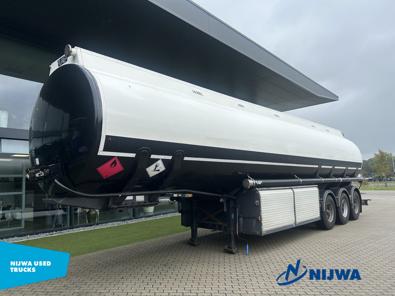 LAG O-3-43 EXPORT ONLY + New MOT - Puspiekabe cisterna: foto 1 LAG O-3-43 EXPORT ONLY + New MOT - Puspiekabe cisterna: foto 1