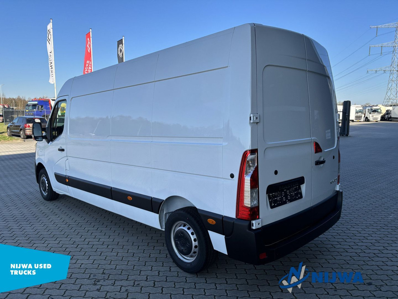 Renault Master 135 L3H2 Parkeersensoren + Cruise control - Mazs furgons: foto 4 Renault Master 135 L3H2 Parkeersensoren + Cruise control - Mazs furgons: foto 4