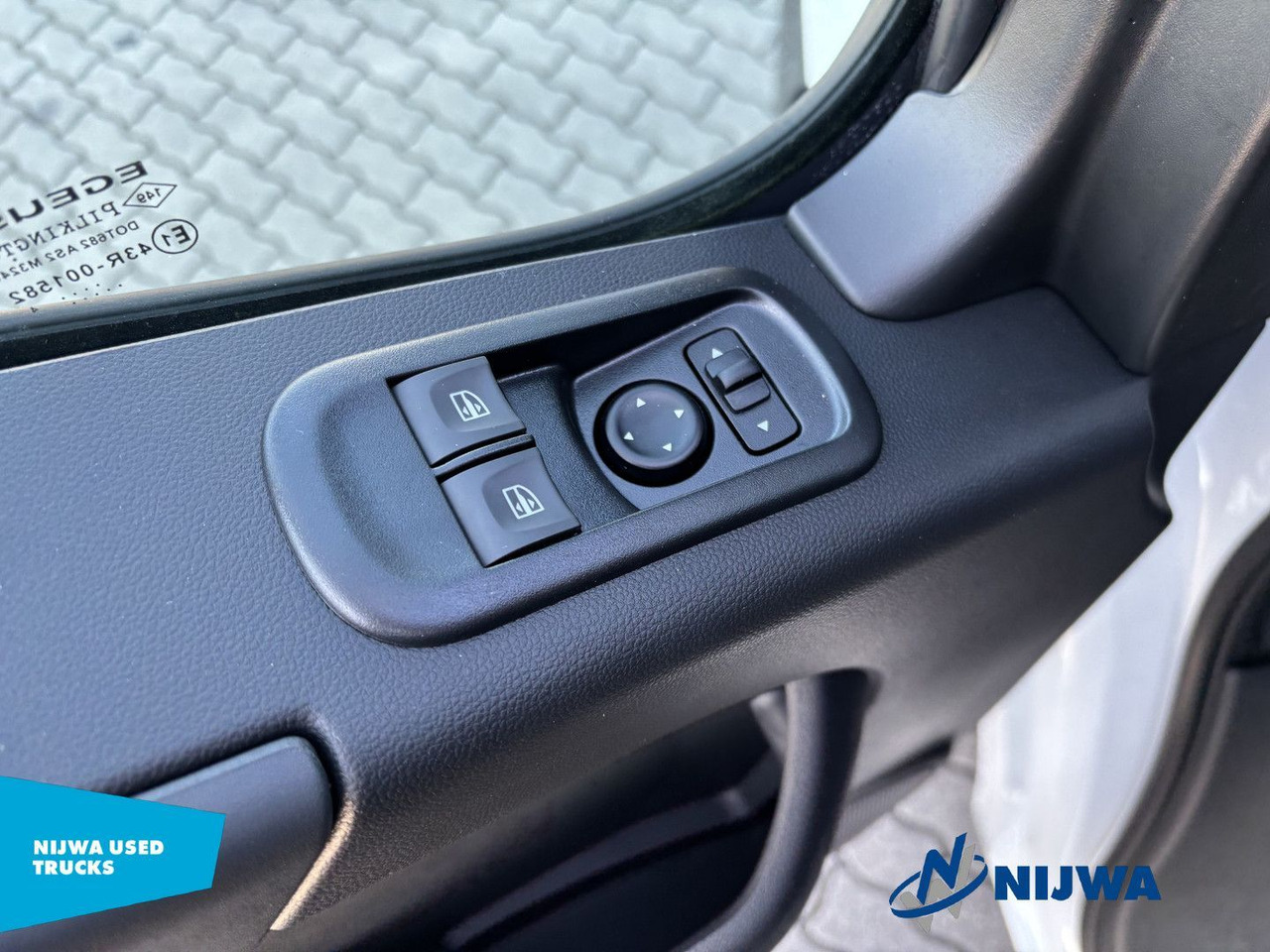 Mazs furgons Renault Master 135 L3H2 Parkeersensoren + Cruise control: foto 10