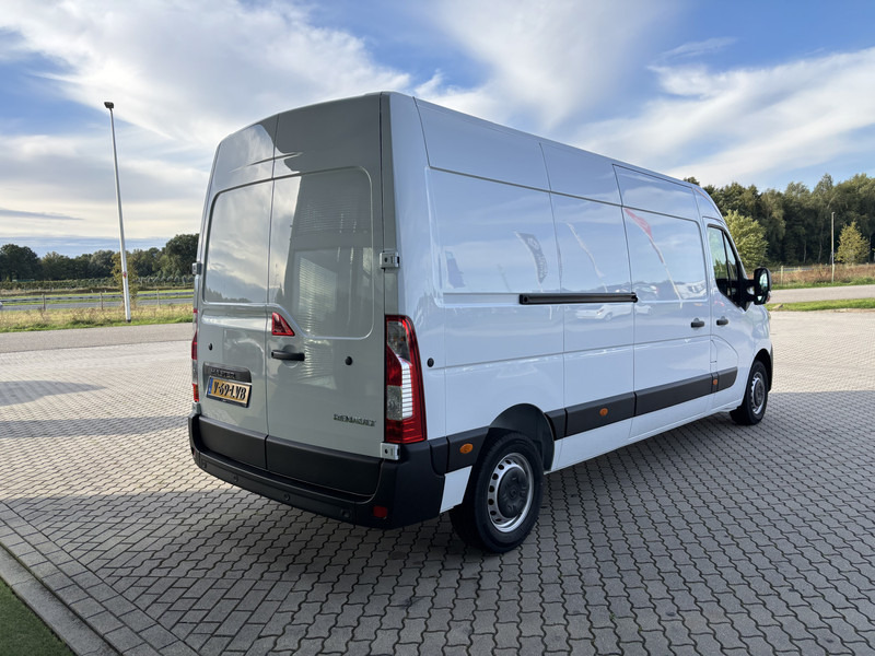 Renault Master 135 L3H2 Parkeersensoren + Cruise control - Mazs furgons: foto 3 Renault Master 135 L3H2 Parkeersensoren + Cruise control - Mazs furgons: foto 3