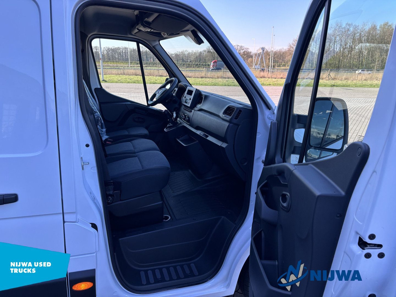 Mazs furgons Renault Master 135 L3H2 Parkeersensoren + Cruise control: foto 15