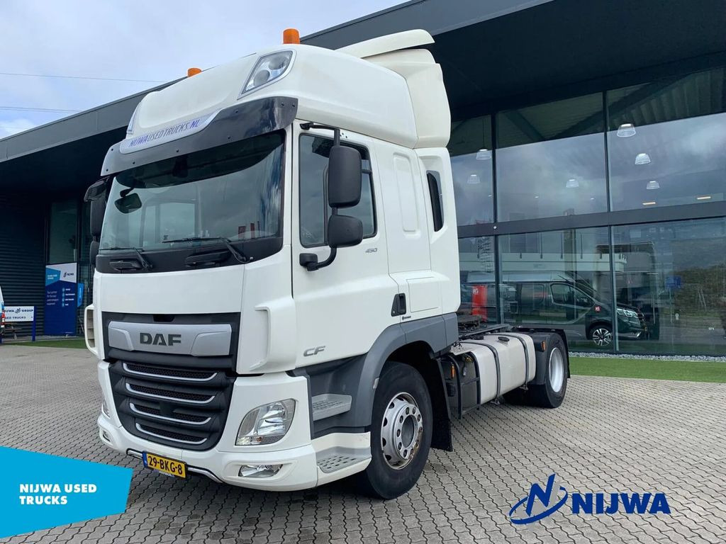 Vilcējs DAF CF 450 4X2 Standkachel + Koelkast: foto 1