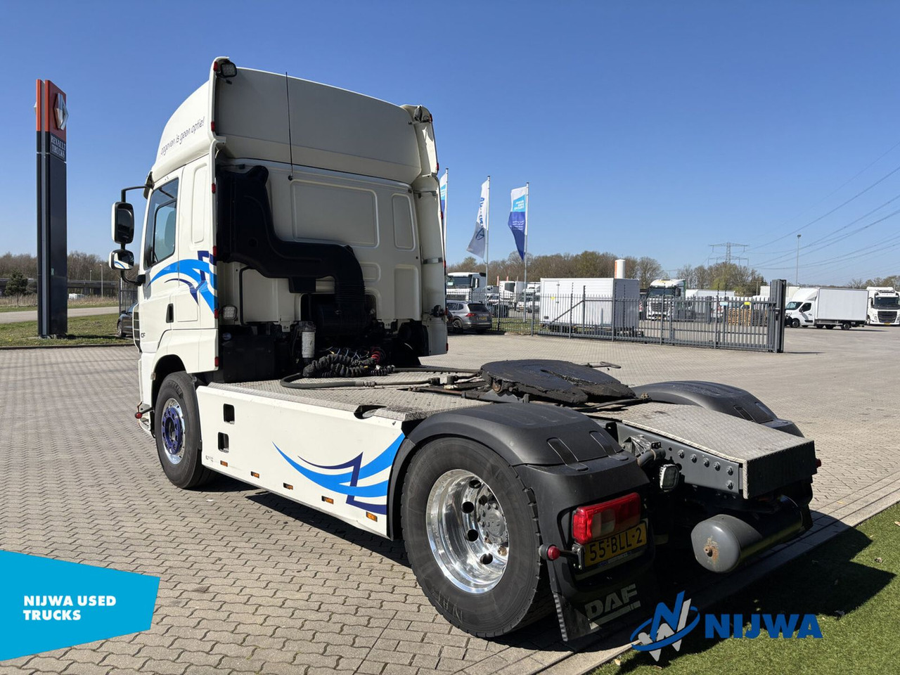 DAF CF 480 4x2 Hydrauliek + Schuifschotel - Vilcējs: foto 4 DAF CF 480 4x2 Hydrauliek + Schuifschotel - Vilcējs: foto 4