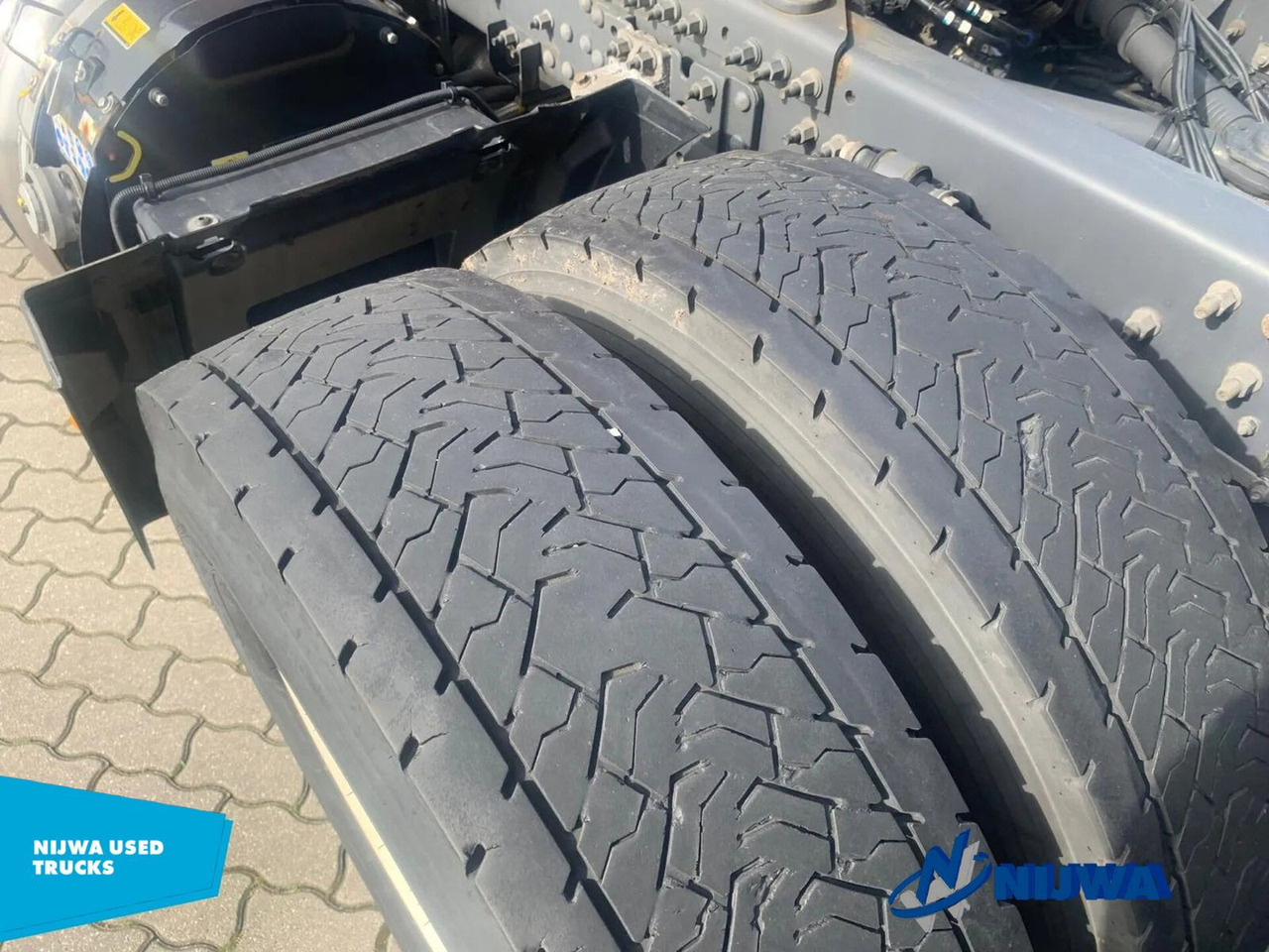 Volvo FH 460 4X2 LNG + PTO - Vilcējs: foto 5 Volvo FH 460 4X2 LNG + PTO - Vilcējs: foto 5