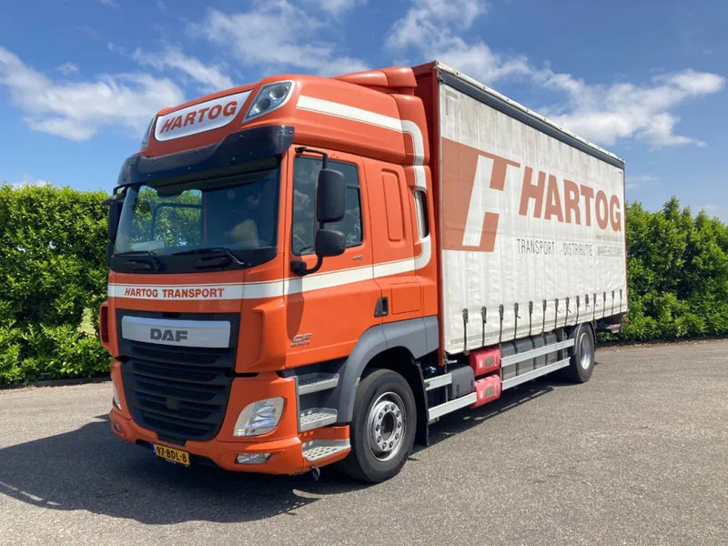 DAF CF 410 FA Euro6 Schuifzeilen vooras 9,0 ton - Kravas automašīna ar slēgto virsbūvi: foto 3 DAF CF 410 FA Euro6 Schuifzeilen vooras 9,0 ton - Kravas automašīna ar slēgto virsbūvi: foto 3