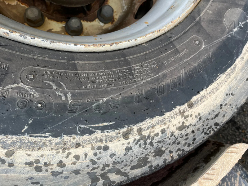 Ginaf M 3232 S Kipper Euro2 - Kravas automašīna pašizgāzējs: foto 4 Ginaf M 3232 S Kipper Euro2 - Kravas automašīna pašizgāzējs: foto 4