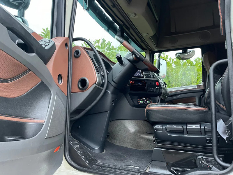 DAF XF 530 FT SSC Euro6 - Vilcējs: foto 5 DAF XF 530 FT SSC Euro6 - Vilcējs: foto 5