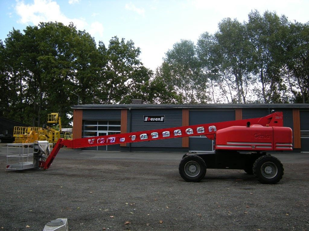 Genie Arbeitsbühne Genie S-85, AH 28 m - Autopacēlājs: foto 2 Genie Arbeitsbühne Genie S-85, AH 28 m - Autopacēlājs: foto 2